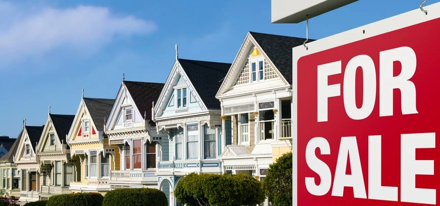 Selling and Buying a House at the Same Time: How It Works