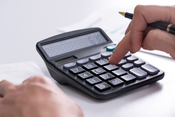 Car Insurance Calculator GettyImages-1427201908